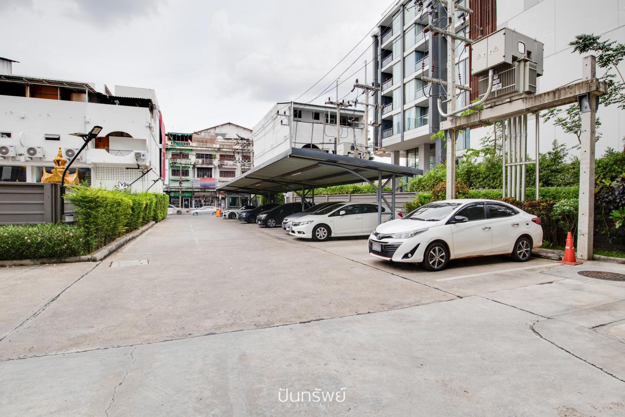 Palm Springs Nimman Aparthotel เชียงใหม่ ภายนอก รูปภาพ